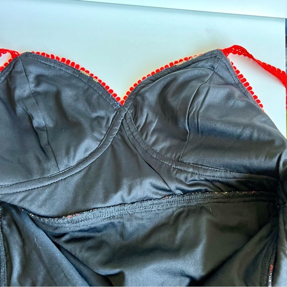 LULU’S Flirty Karina Floral Embroidered Mesh Peplum Dress—SZ. Small - Picture 14 of 17